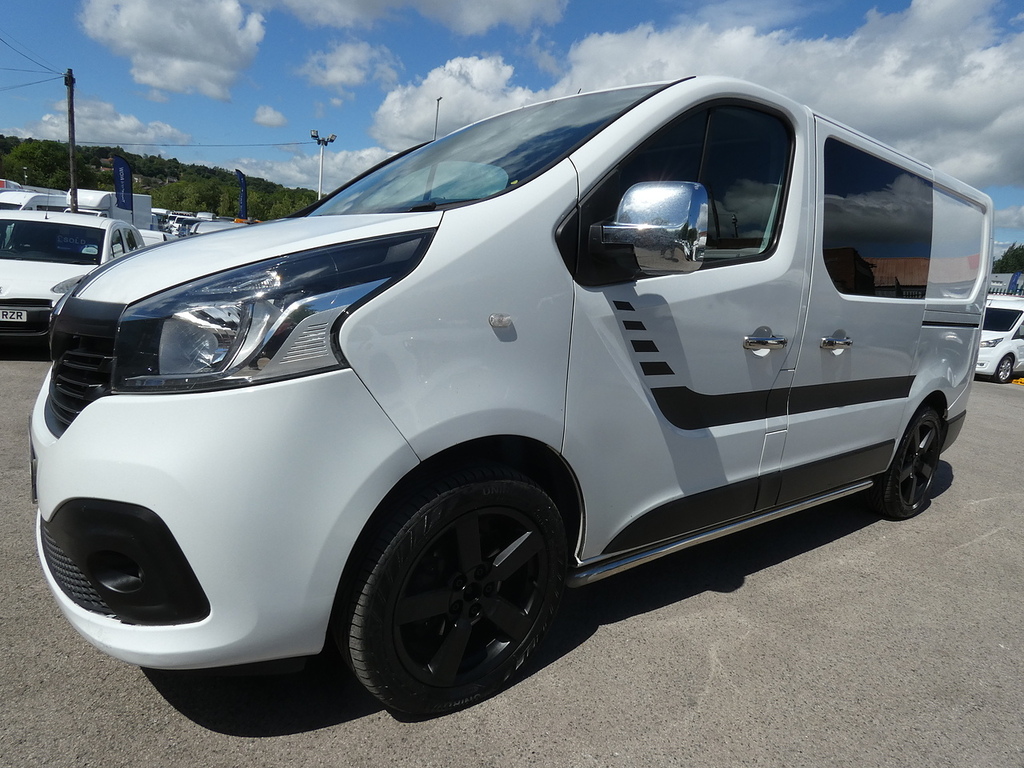 Renault Trafic 1.6 Sl27 Business Plus Dci Sr Pv 115 Bhp White #12