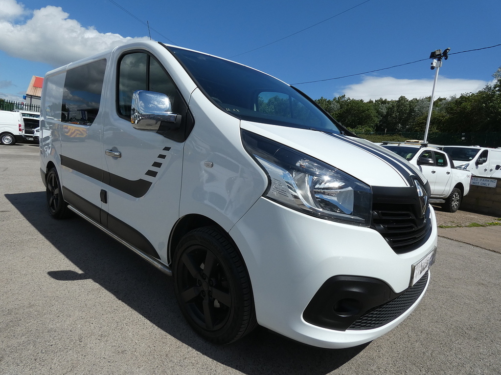 Renault Trafic 1.6 Sl27 Business Plus Dci Sr Pv 115 Bhp White #9