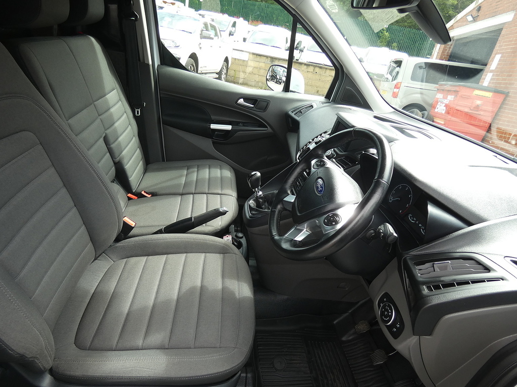 Ford Transit Connect 1.5 Ecoblue Limited Lwb L2 Nice Spec U5215 Ulez White