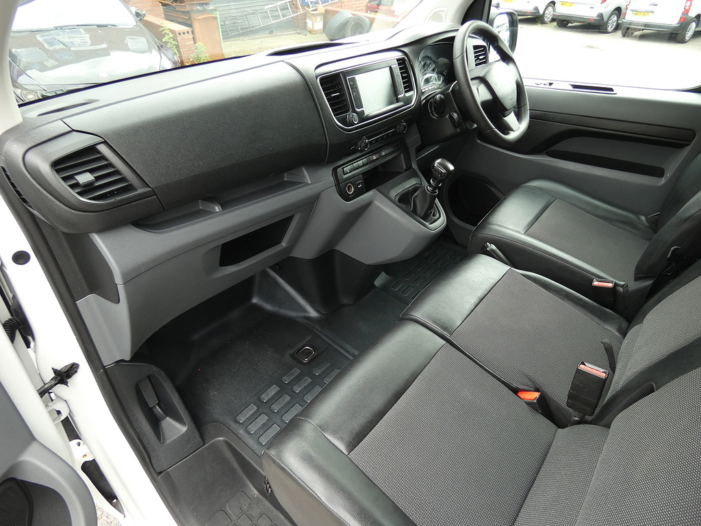 Citroen Dispatch 1.6 M 1000 Enterprise Bluehdi 94 Bhp White #19