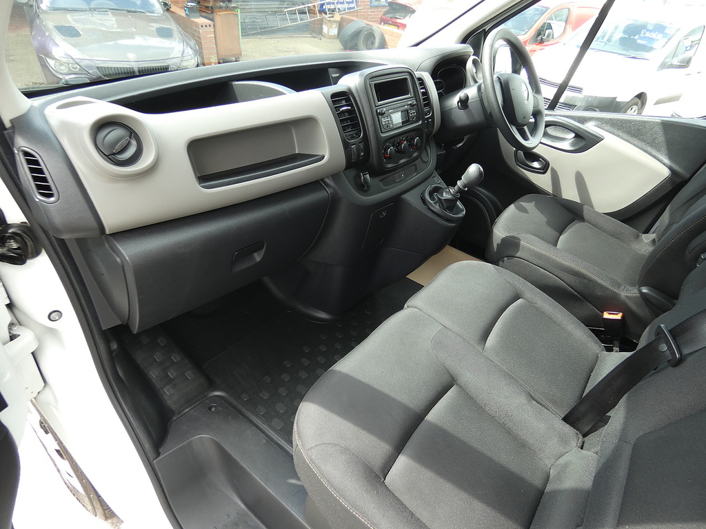 Renault Trafic Ll29 Dci 120 Sport Nav Van #22