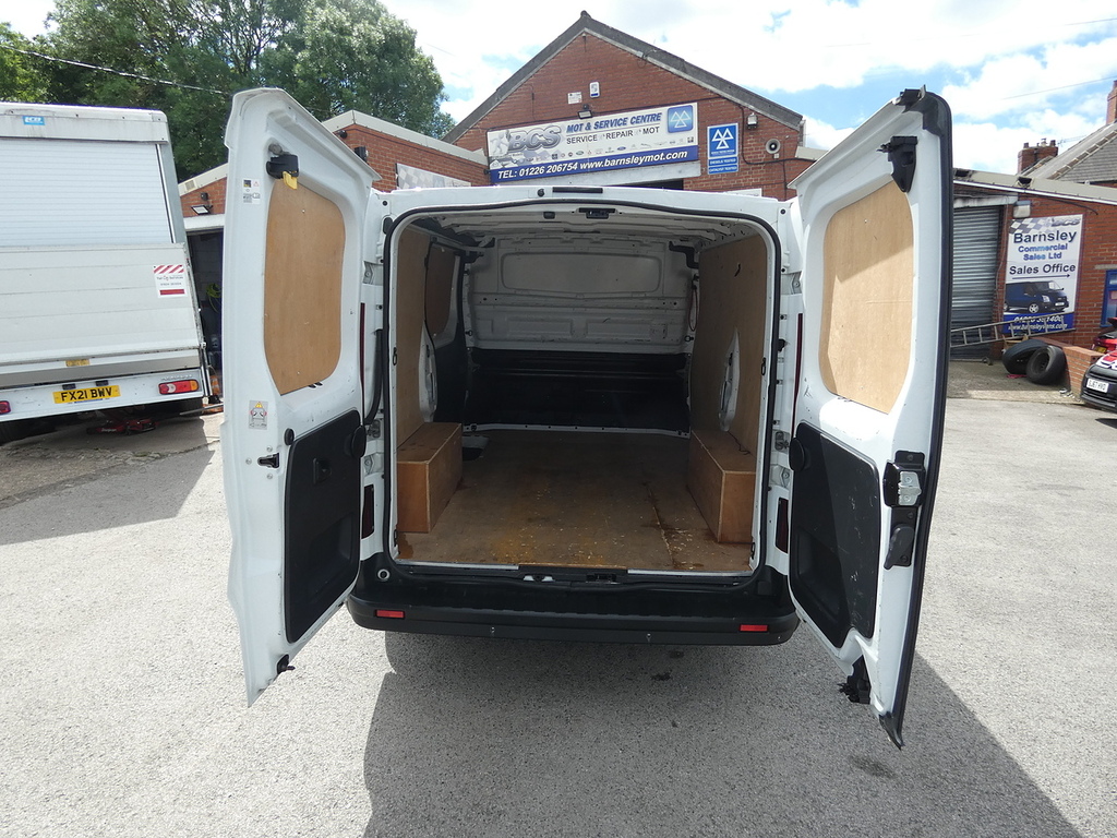 Renault Trafic Ll29 Dci 120 Sport Nav Van #26