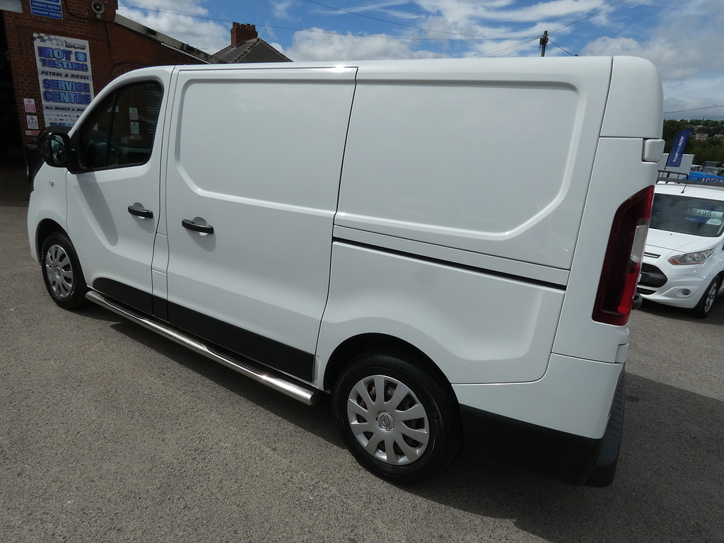 Renault Trafic 1.6Dci Energy 27 Business Plus L1h1 Swb U5255 Ul White #3