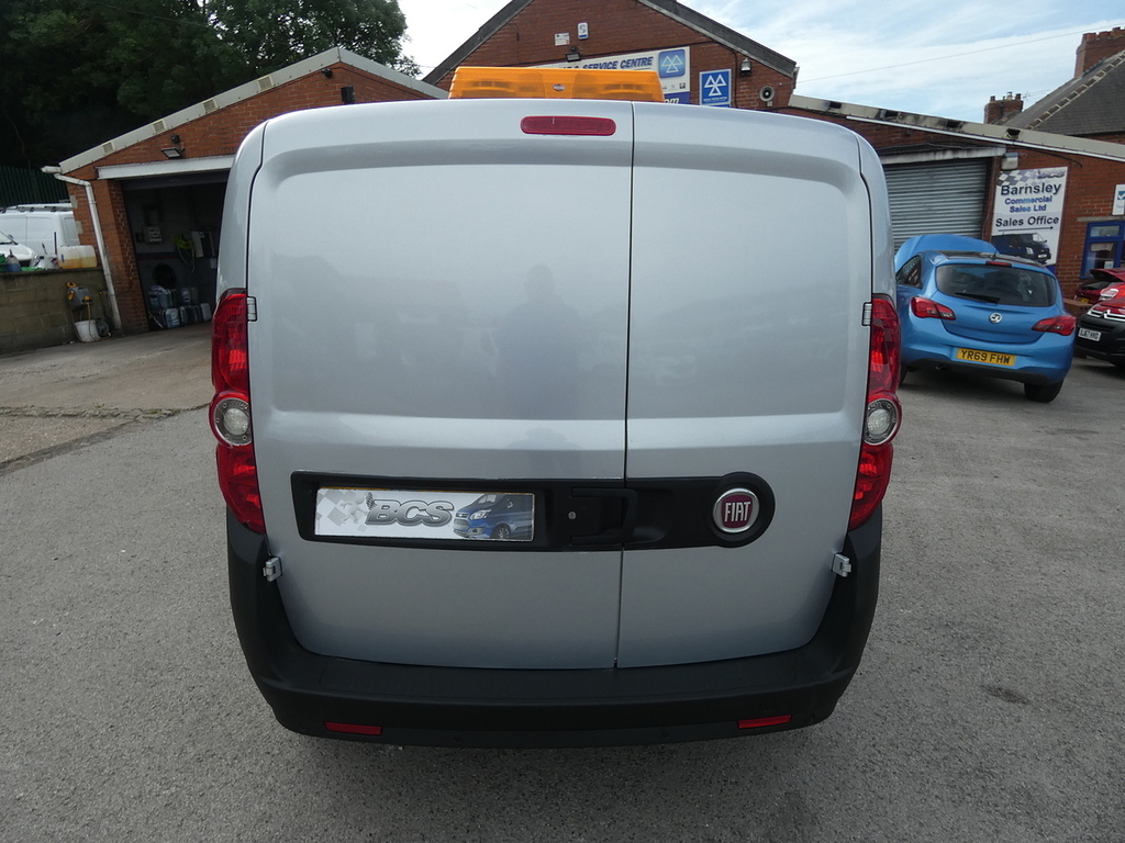Fiat Doblo Doblo Mylife Red #12