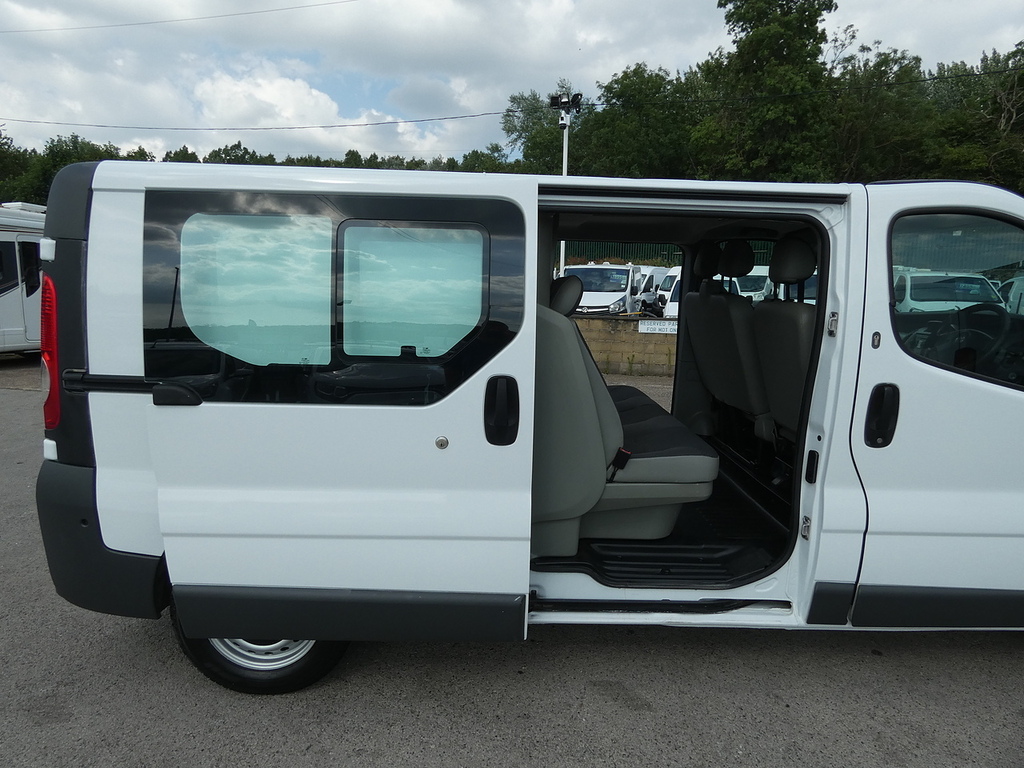 Vauxhall Vivaro 2.0 Cdti Sportive 2900 Panel Van Lwb Silver #7