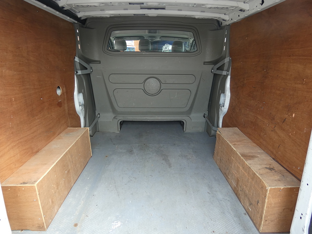 Vauxhall Vivaro 2.5 Cdti 6 Seat Crew Van Only 66K Ex Council Rare White #2