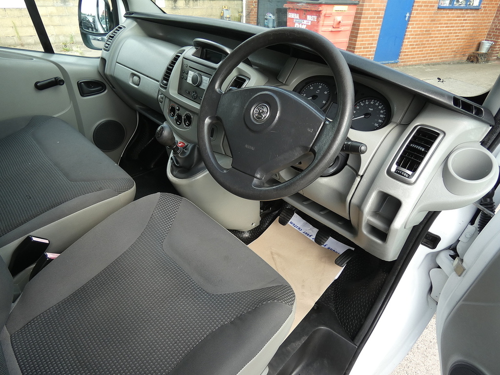 Vauxhall Vivaro 2.0 Cdti Sportive 2900 Panel Van Lwb Silver #15