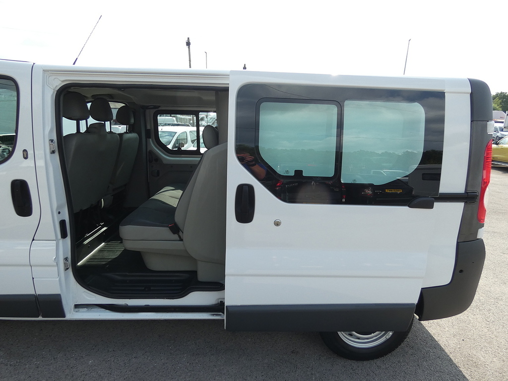 Vauxhall Vivaro 2.0 Cdti Sportive 2900 Panel Van Lwb Silver #20