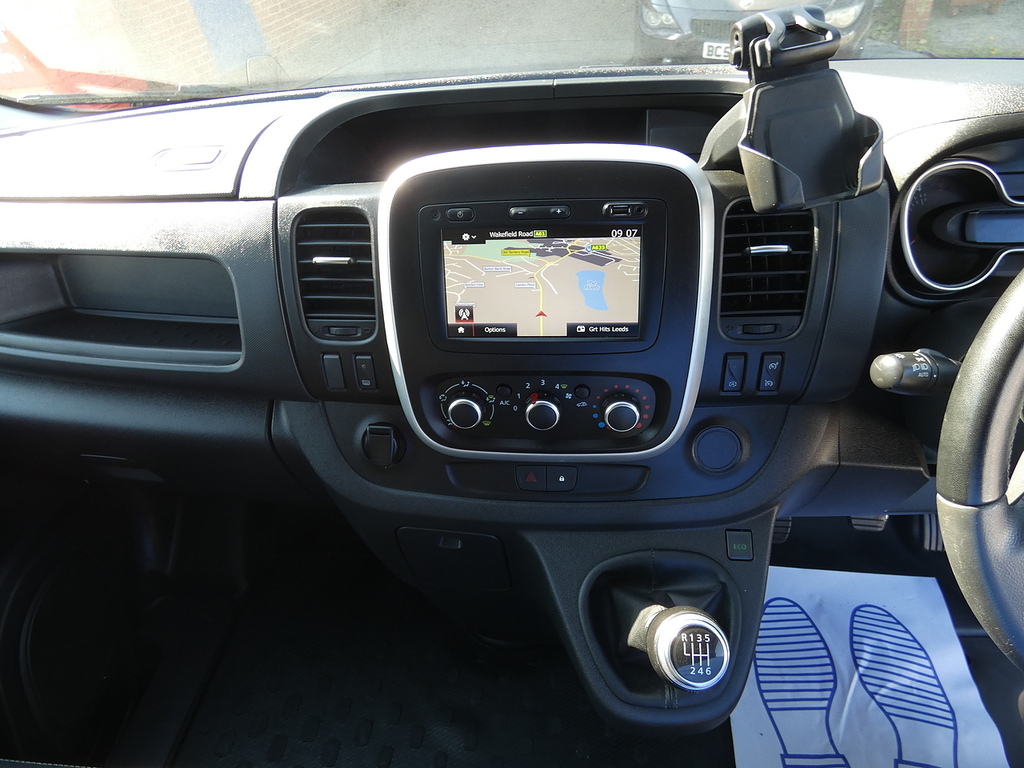 Renault Trafic 2.0Dci Energy 30 Sport L2 Lwb Only 78K U5245 Ule White #5