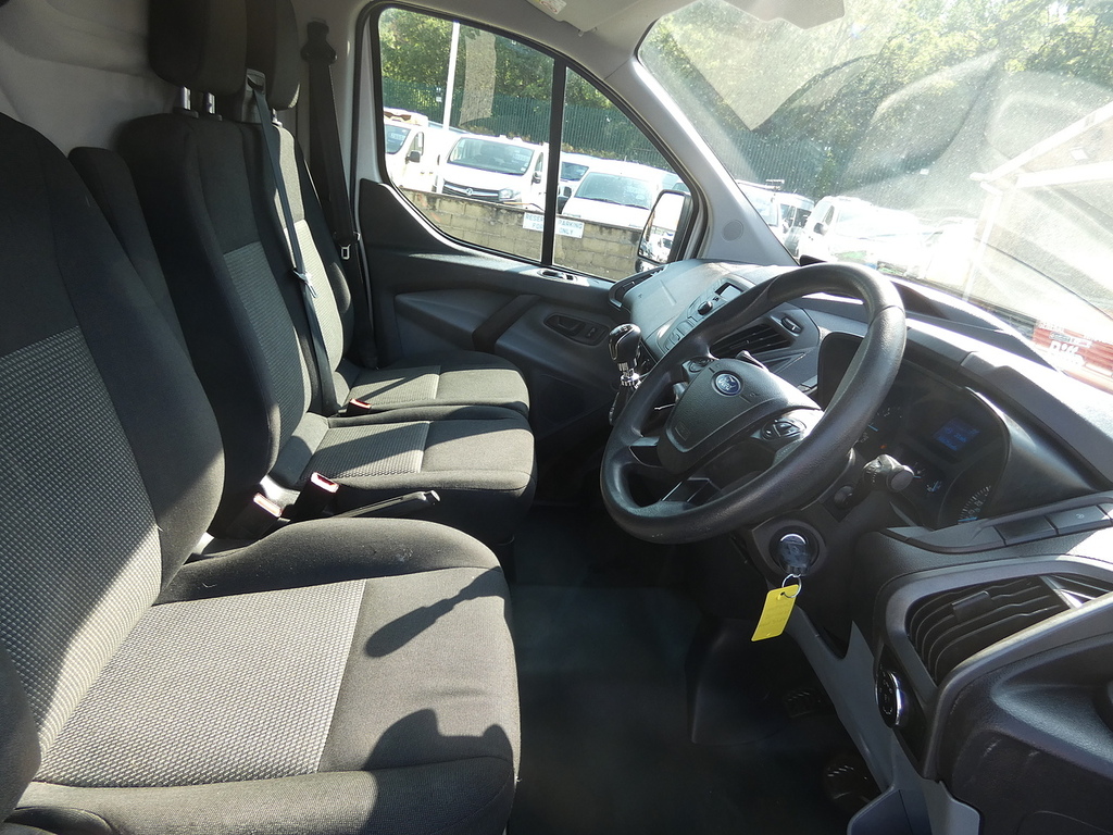 Ford Transit Custom 2.2Tdci 290 Swb L1hq Only 46K Ex Council U5180 White