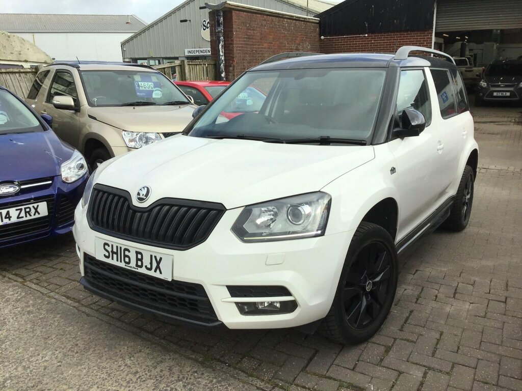 Skoda Yeti 2.0 Tdi Monte Carlo 4Wd Euro 6 Ss White #5