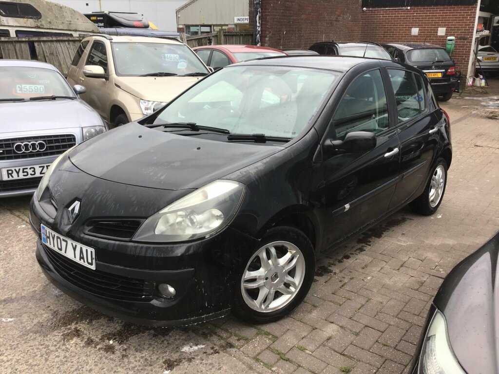 Renault Clio 1.4 16V Dynamique Black #2