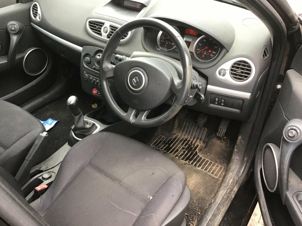 Renault Clio Hatchback Campus Sport 16V 2007 Black #9