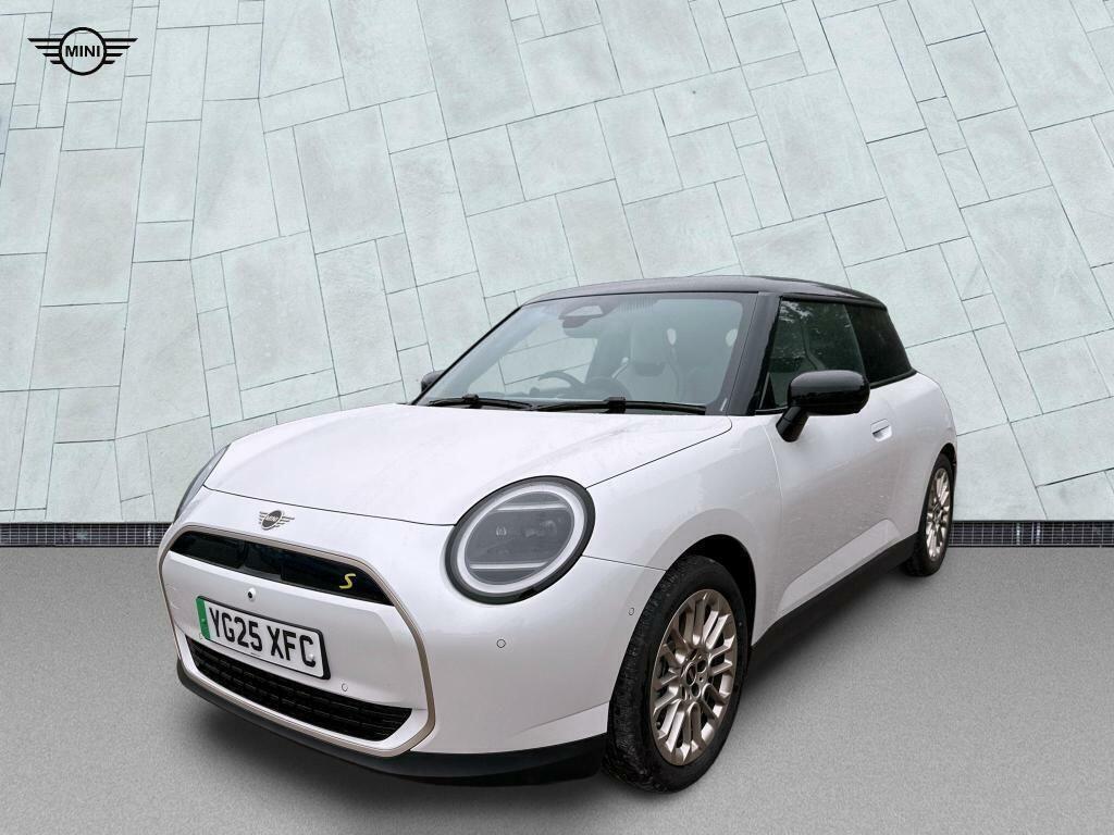Mini Aceman Se 54.2Kwh Exclusive Hatchback White
