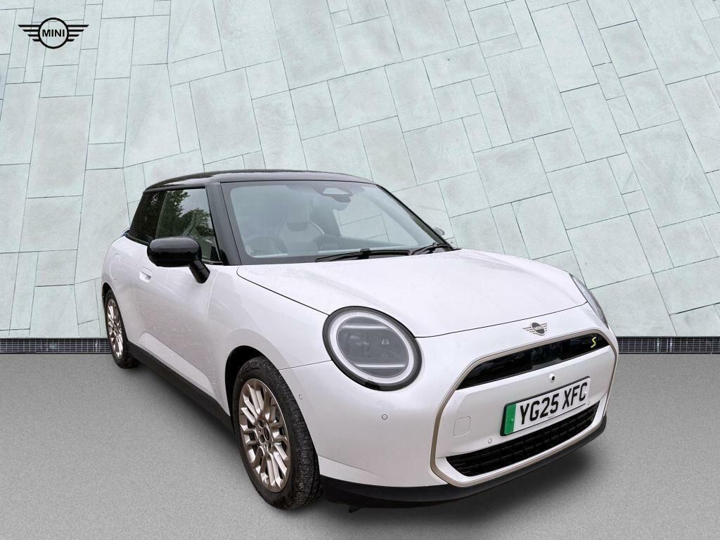 Mini Aceman Se 54.2Kwh Exclusive Hatchback White #2