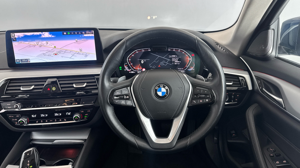 BMW 5 Series 2.0 520I Mht Se Touring Hybrid Steptron GF23OXC Blue #5