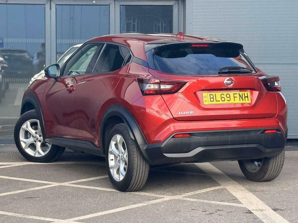 Nissan Juke 1.0 Dig-t N-connecta Suv Dct Euro Red #3