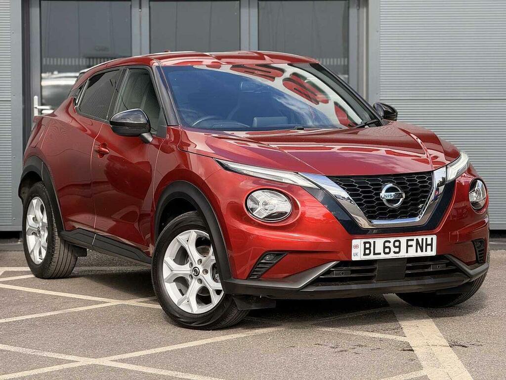 Nissan Juke 1.0 Dig-t N-connecta Suv Dct Euro Red