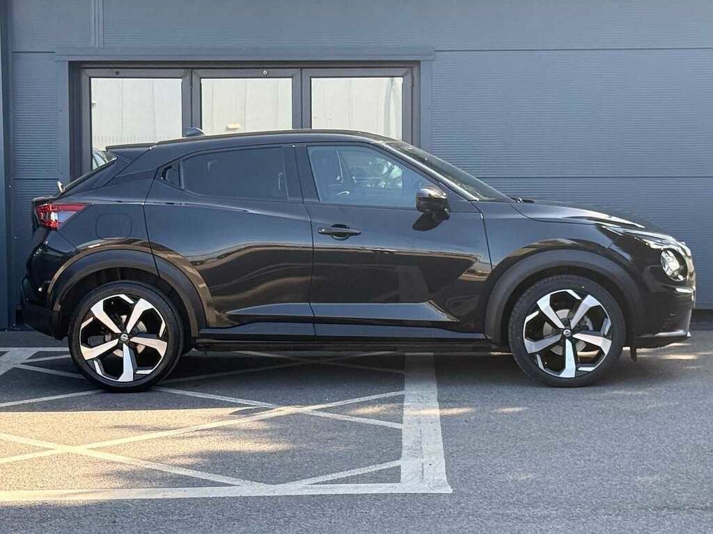 Nissan Juke 1.0 Dig-t Tekna YH22MUW Black #4