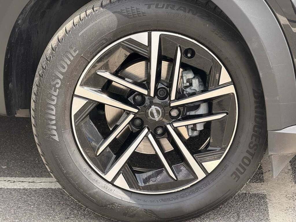 Nissan Juke 1.0 Dig-t N-connecta Suv Dct Euro LA24YCV Black #6