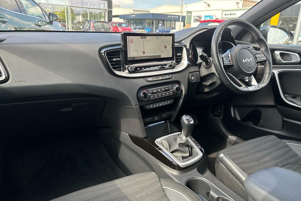 Kia Ceed 1.5 T-gdi Gt-line Hatchback Euro GM22AVT Orange #2