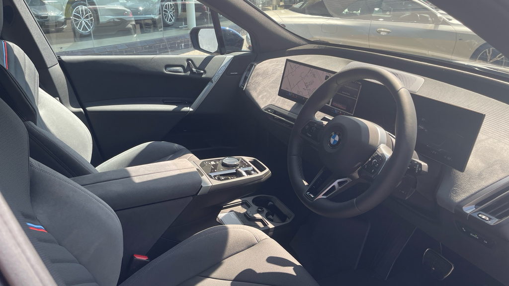 BMW iX 45 100.6Kwh M Sport Xdrive 11Kw Charger GF75FWY Blue #6
