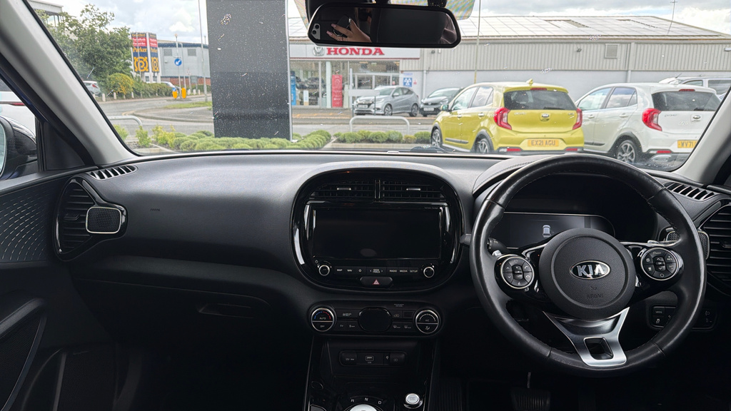 Kia Soul First Edition White #9