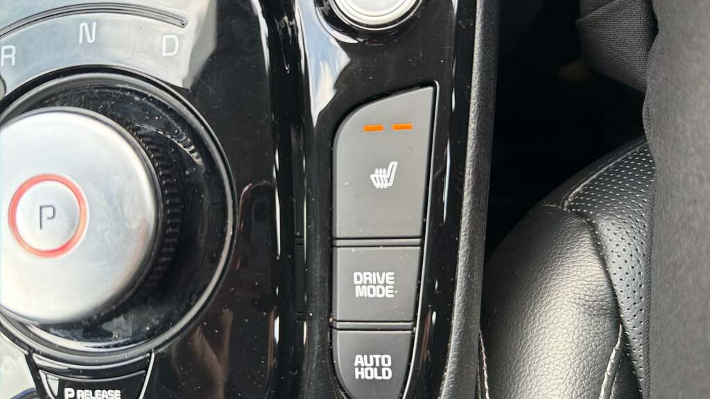 Kia Soul First Edition White #28