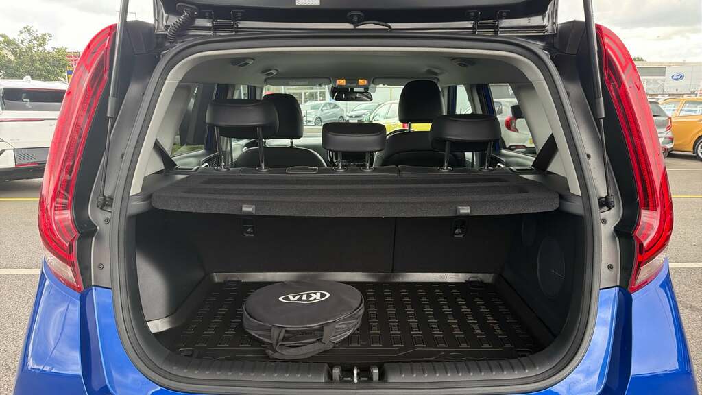 Kia Soul First Edition White #13