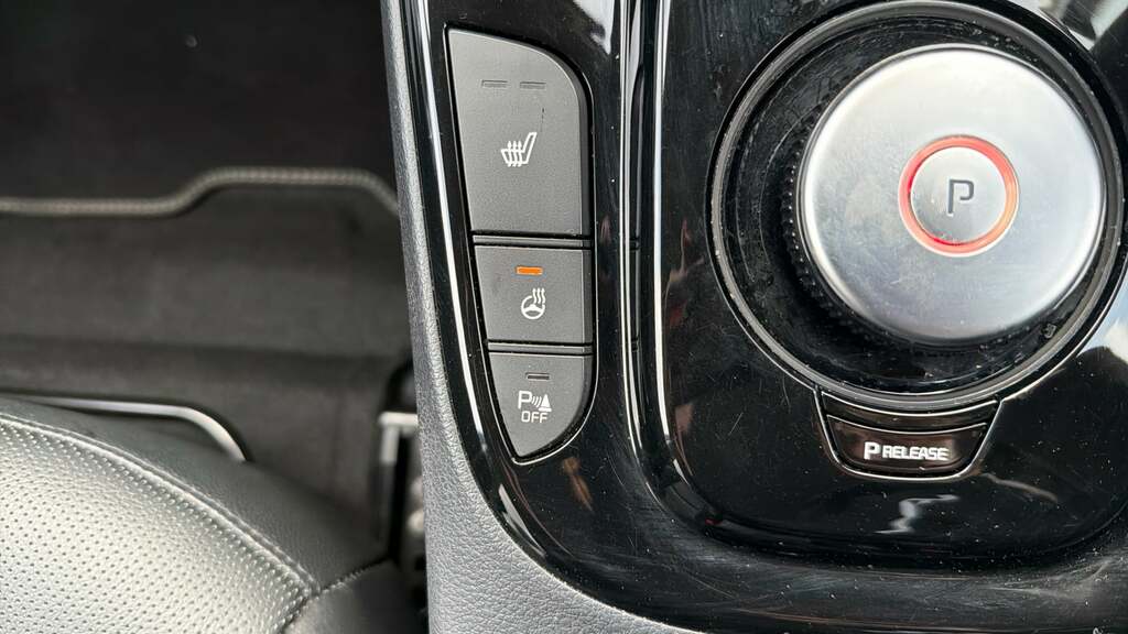 Kia Soul First Edition White #29