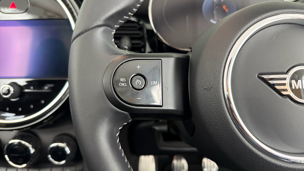 Mini Convertible 2.0 John Cooper Works 2022 Yellow #17