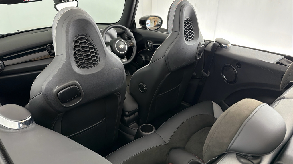 Mini Convertible 2.0 John Cooper Works 2022 Yellow #32