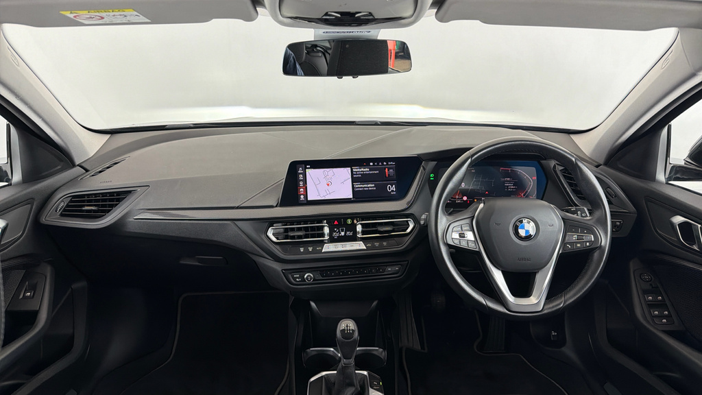 BMW 1 Series 1.5 118I Sport Lcp Hatchback E Black #4
