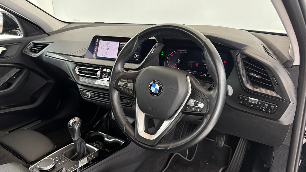 BMW 1 Series 1.5 118I Sport Lcp Hatchback E Black #6