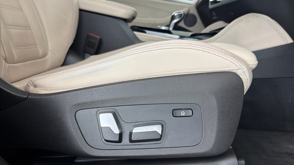 BMW X4 M40d Grey #26