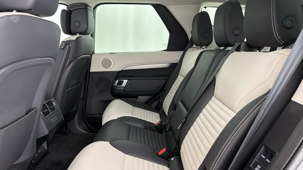 Land Rover Discovery 3.0 D350 Mhev Dynamic Hse Suv 4Wd Grey #4