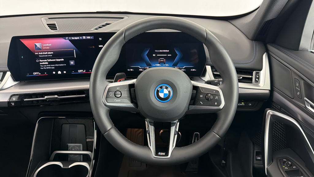 BMW iX1 20 66.5Kwh M Sport Suv Edrive 1 Black #5
