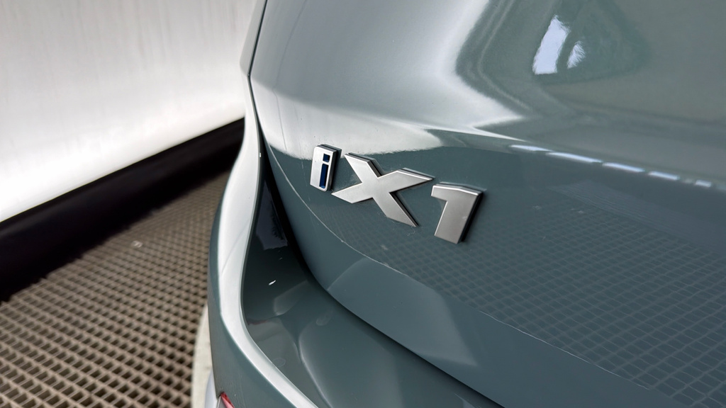 BMW iX1 Suv Green #36