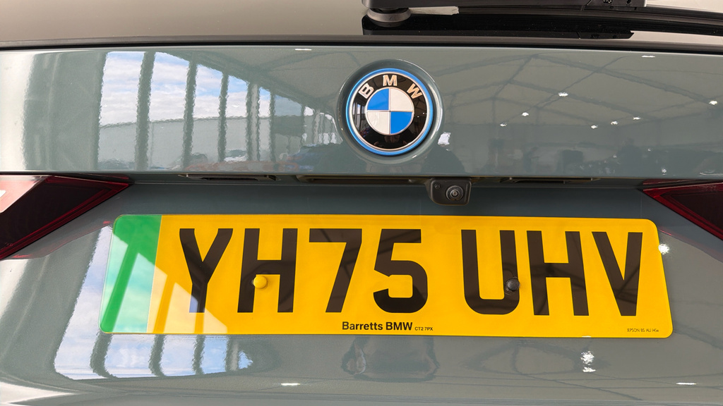 BMW iX1 Suv Green #38