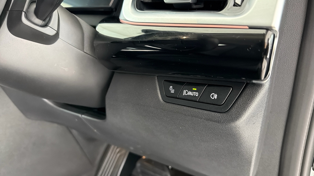 BMW iX1 Suv Green #28
