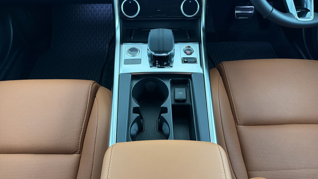 Jaguar XF R-dynamic Black Blue #31
