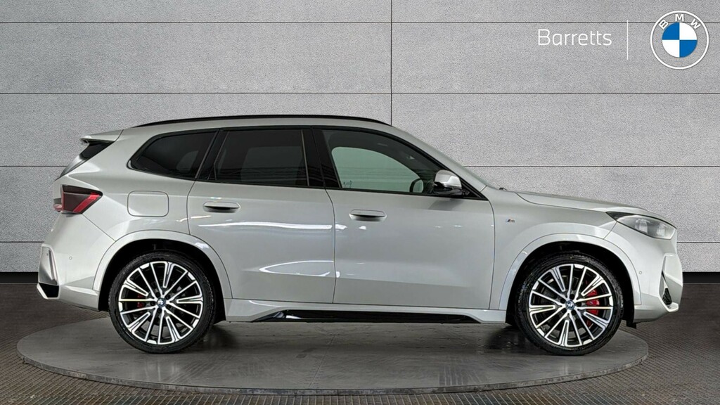 BMW iX1 30 66.5Kwh M Sport Suv Xdrive 1 Silver #3