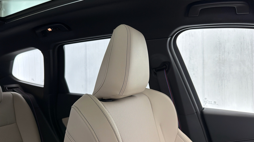 BMW iX1 Edrive20 M Sport Grey #33