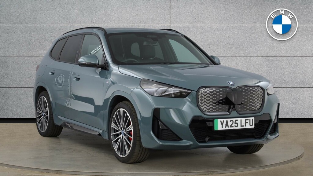 BMW iX1 20 66.5Kwh Shadow Edition Suv Ed Green