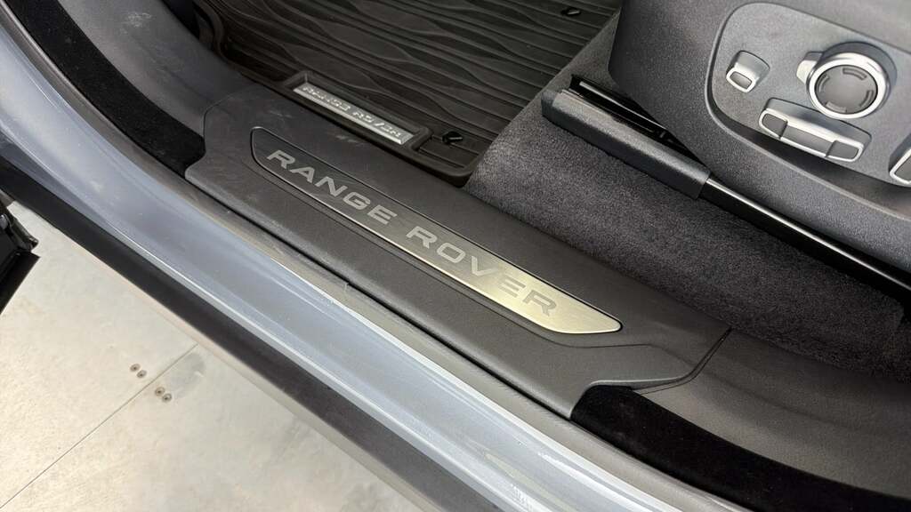 Land Rover Range Rover Velar 2.0 D200 Mhev Dynamic Se Black #46