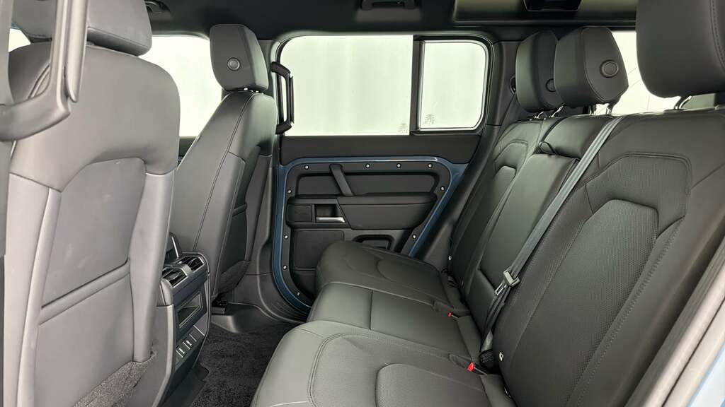 Land Rover Defender 3.0 D250 Mhev X-dynamic Se Suv 4Wd Blue #4