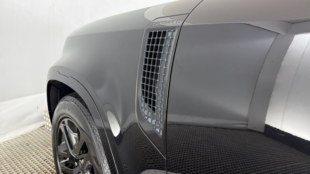 Land Rover Defender 110 X-dynamic Se Black #19