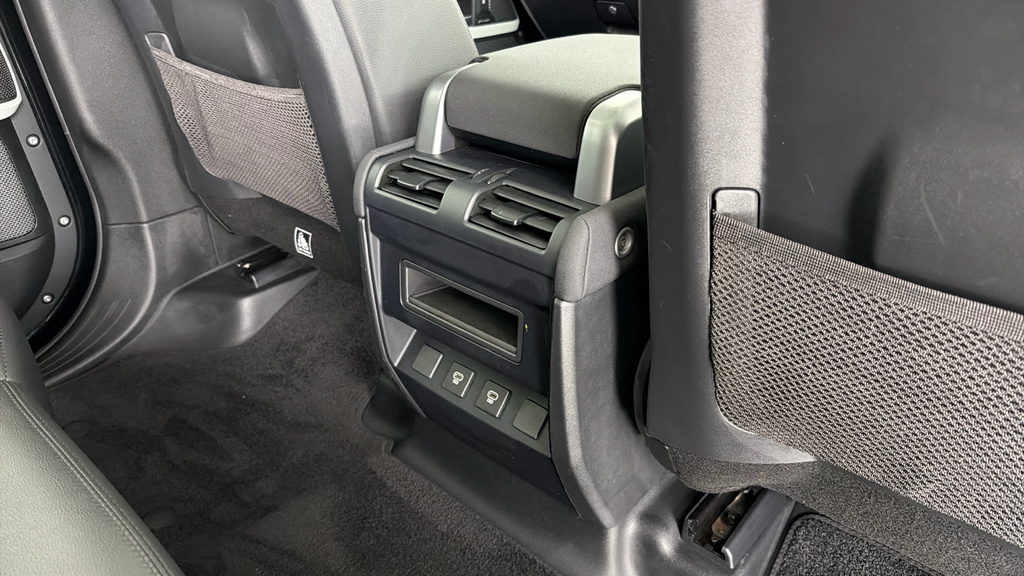 Land Rover Defender 110 X-dynamic Se Black #17