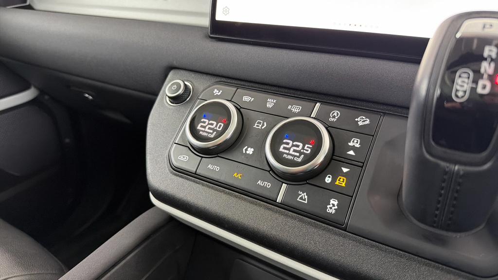 Land Rover Defender 110 X-dynamic Se Black #51