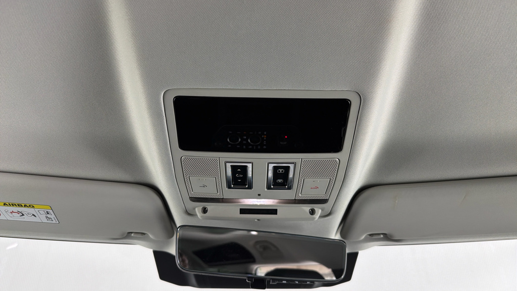 Land Rover Defender 110 X-dynamic Se Black #55